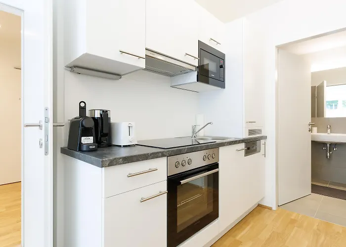 Modern Near Center With Free Parking